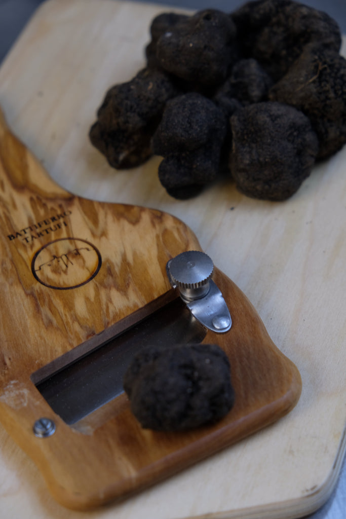 Guida semplice per chi si è appena innamorato del tartufo e ora si chiede cosa succede da qui a Natale.