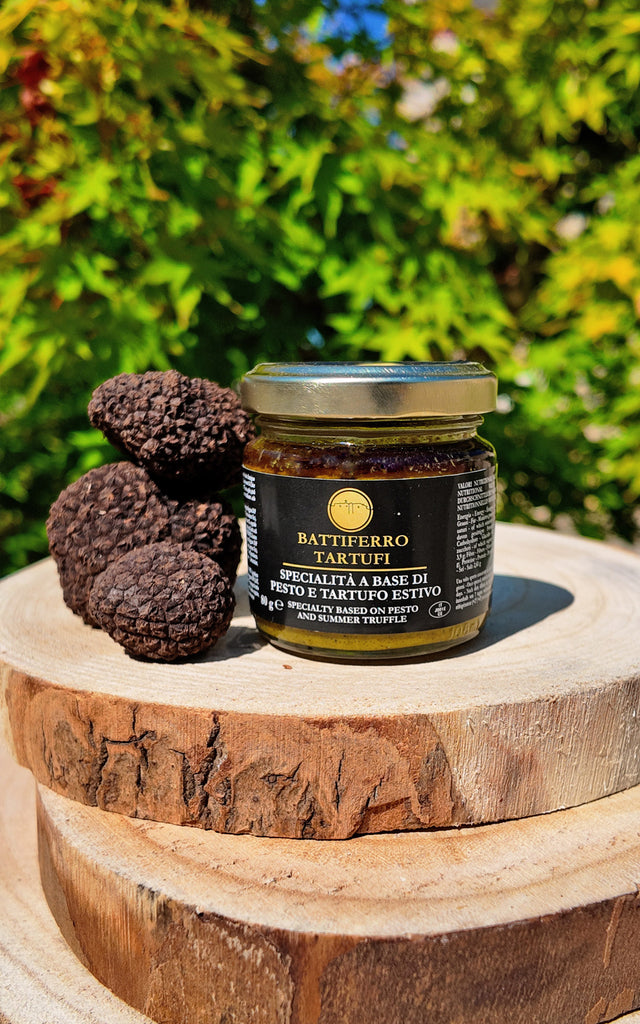 Salsa di pesto alla genovese con tartufo